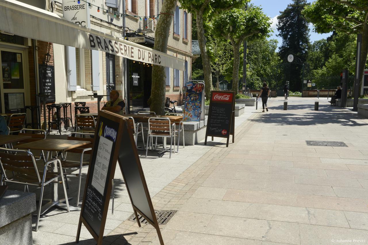 Hotel Brasserie Du Parc Albi Exteriör bild